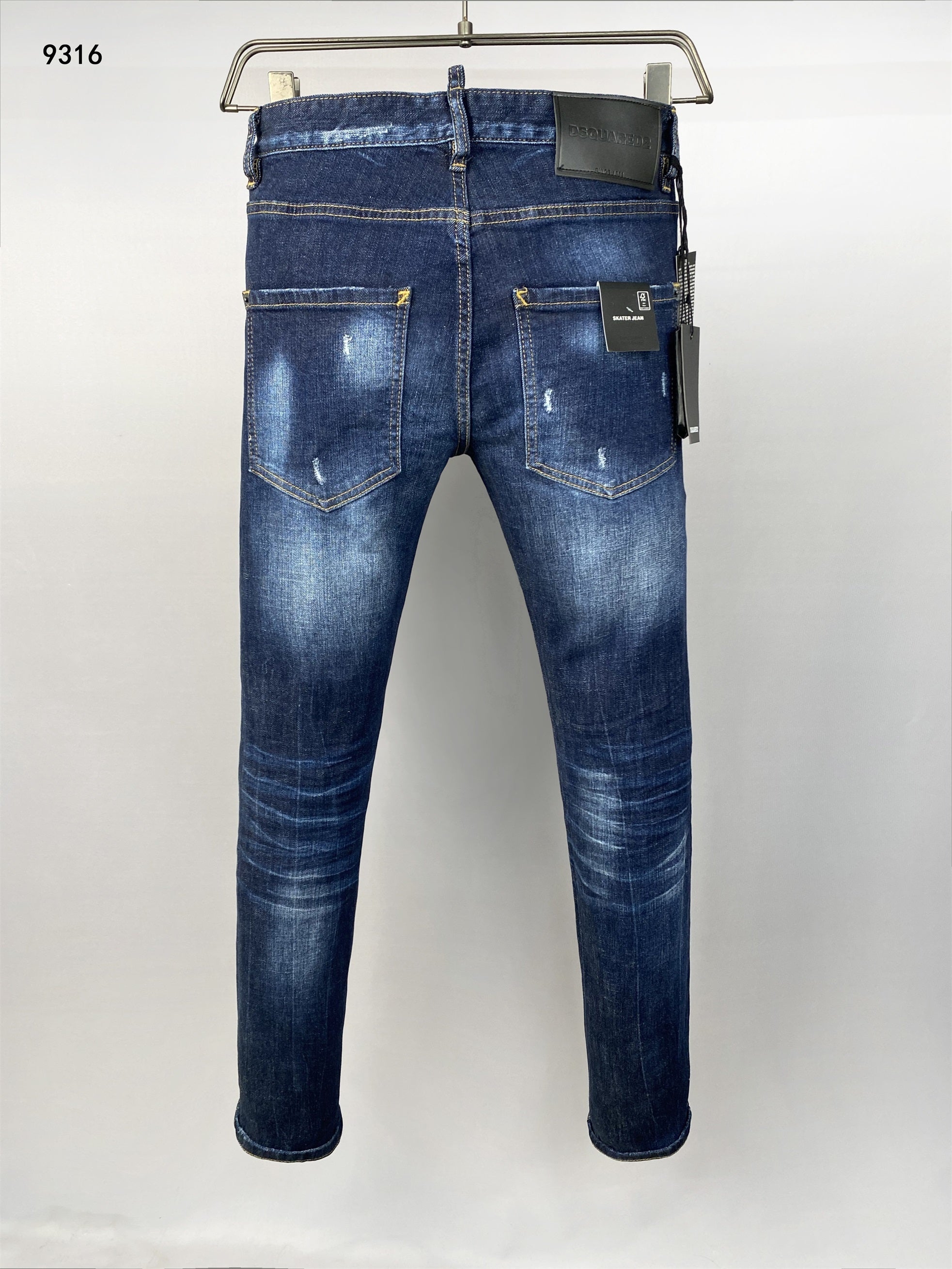 D2 Jeans
