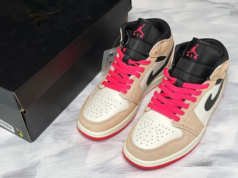 AJ1 Mid