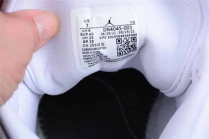 AJ1 Mid