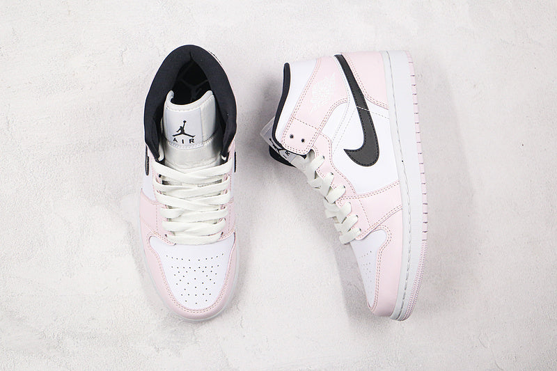 AJ1 Mid