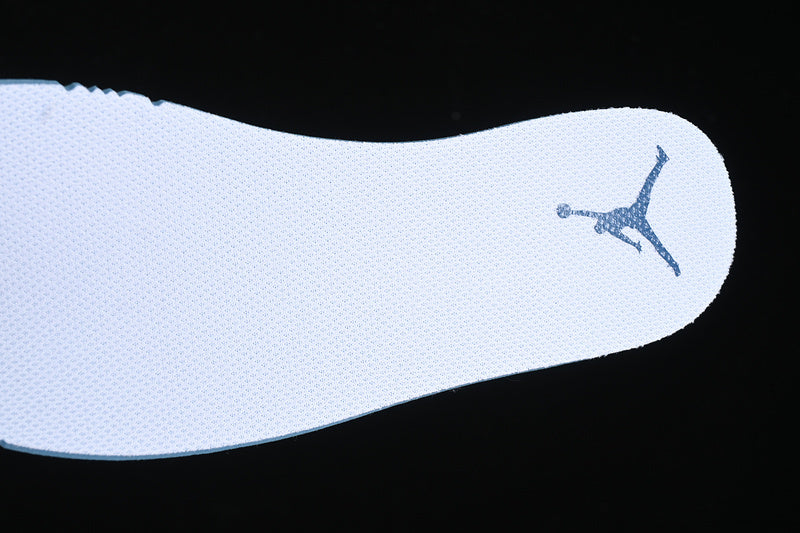 AJ1 Mid