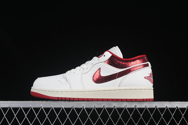 AJ1 Low
