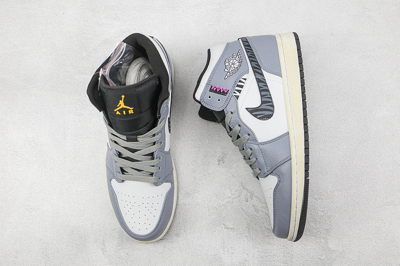 AJ1 Mid