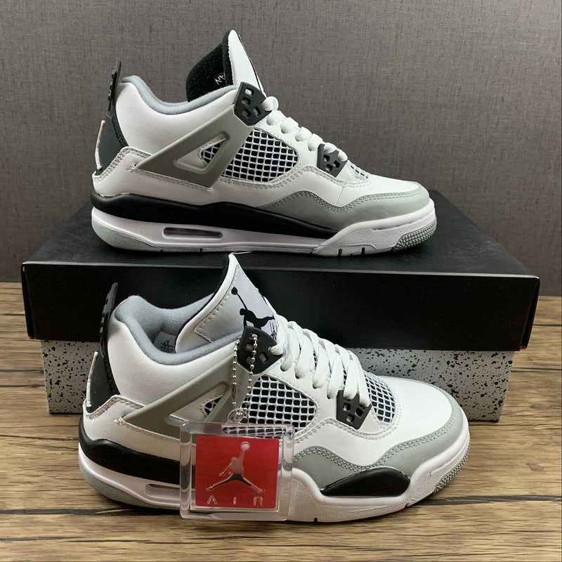 AJ4