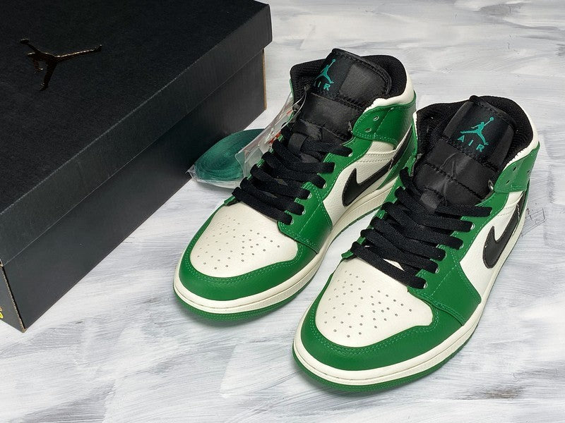 AJ1 Mid