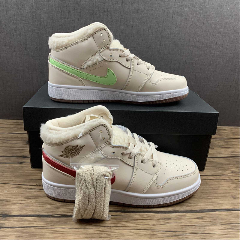 AJ1 Mid