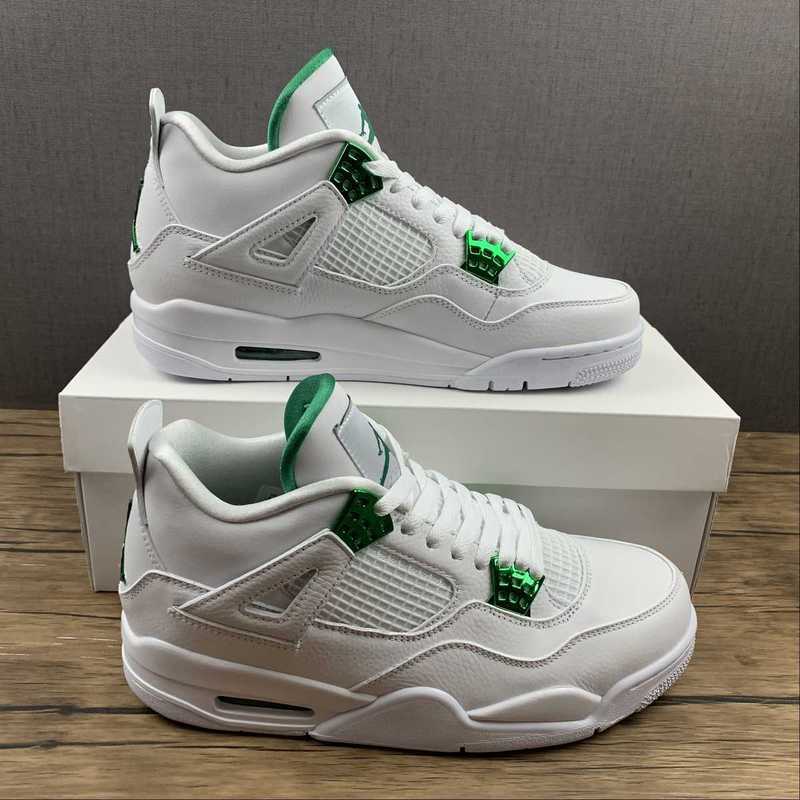 AJ4