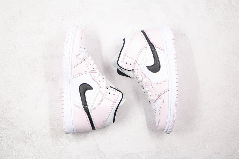 AJ1 Mid