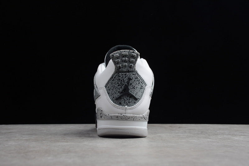 AJ4