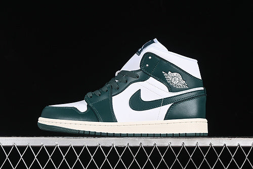 AJ1 Mid