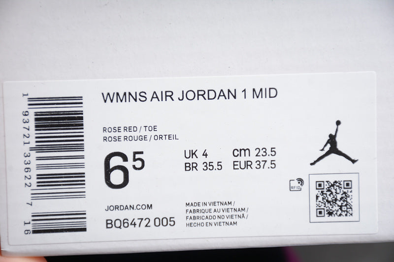 AJ1 Mid
