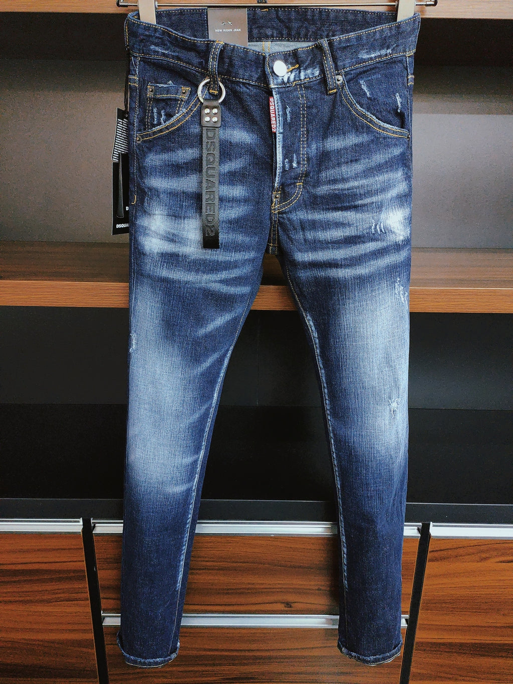 D2 Jeans
