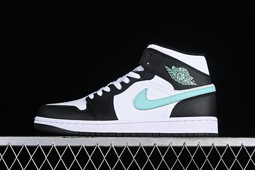 AJ1 Mid