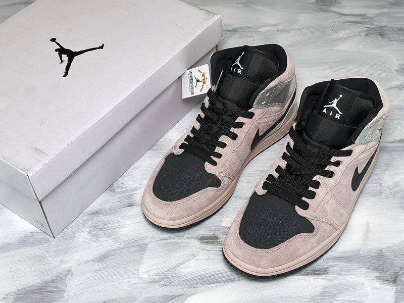 AJ1 Mid