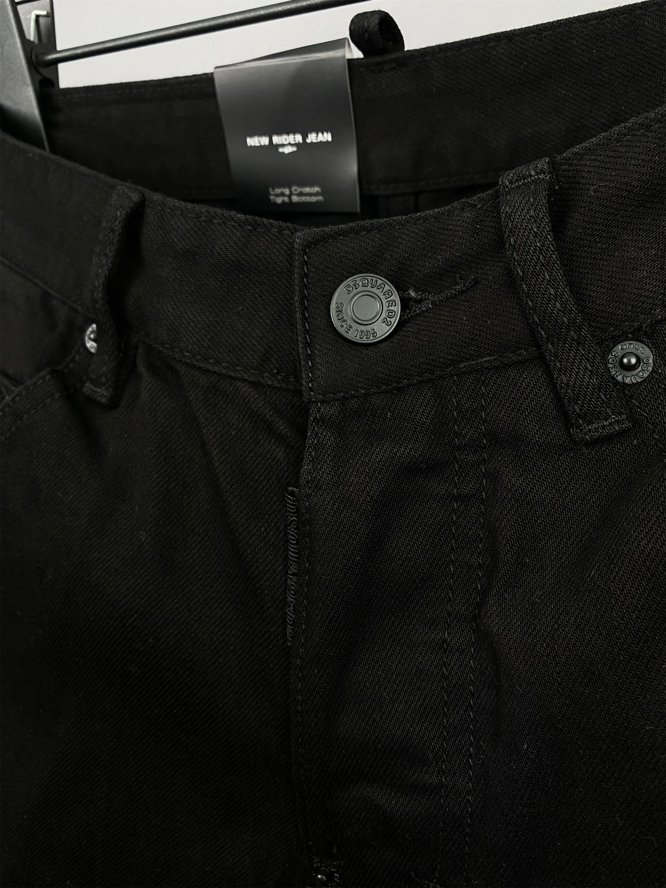 D2 Jeans