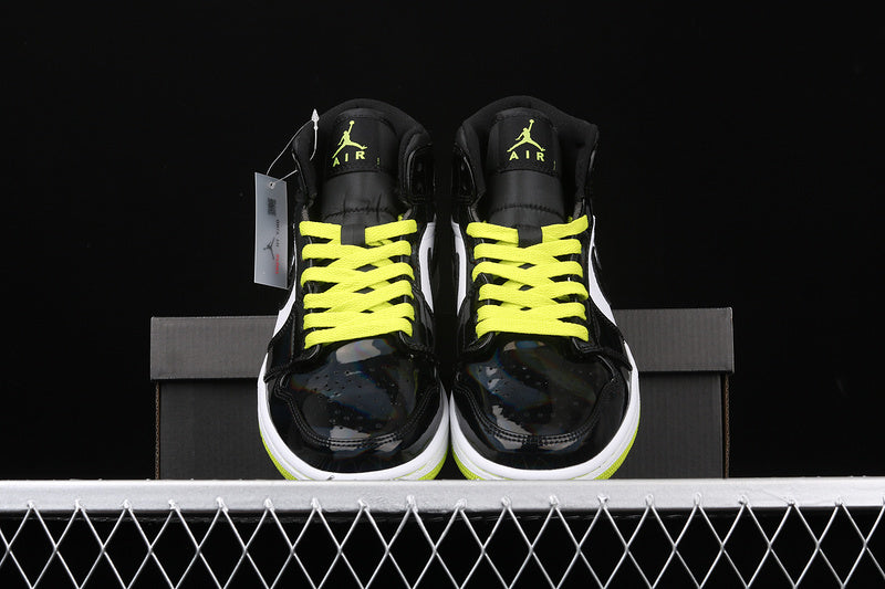 AJ1 Mid