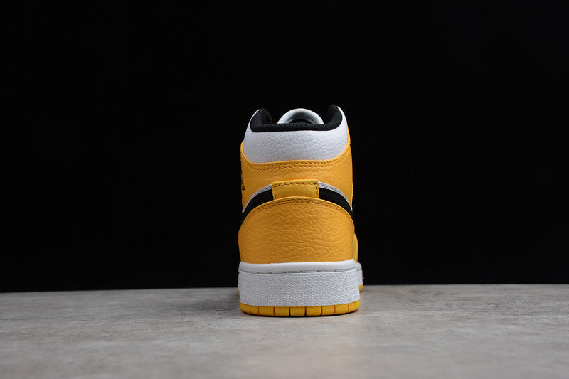 AJ1 Mid