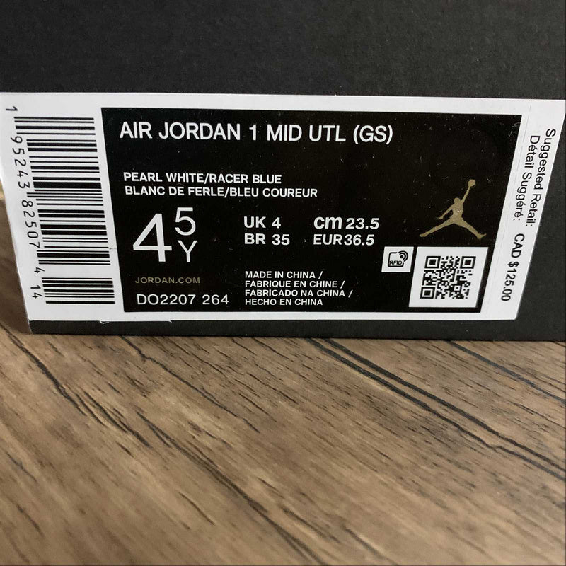 AJ1 Mid