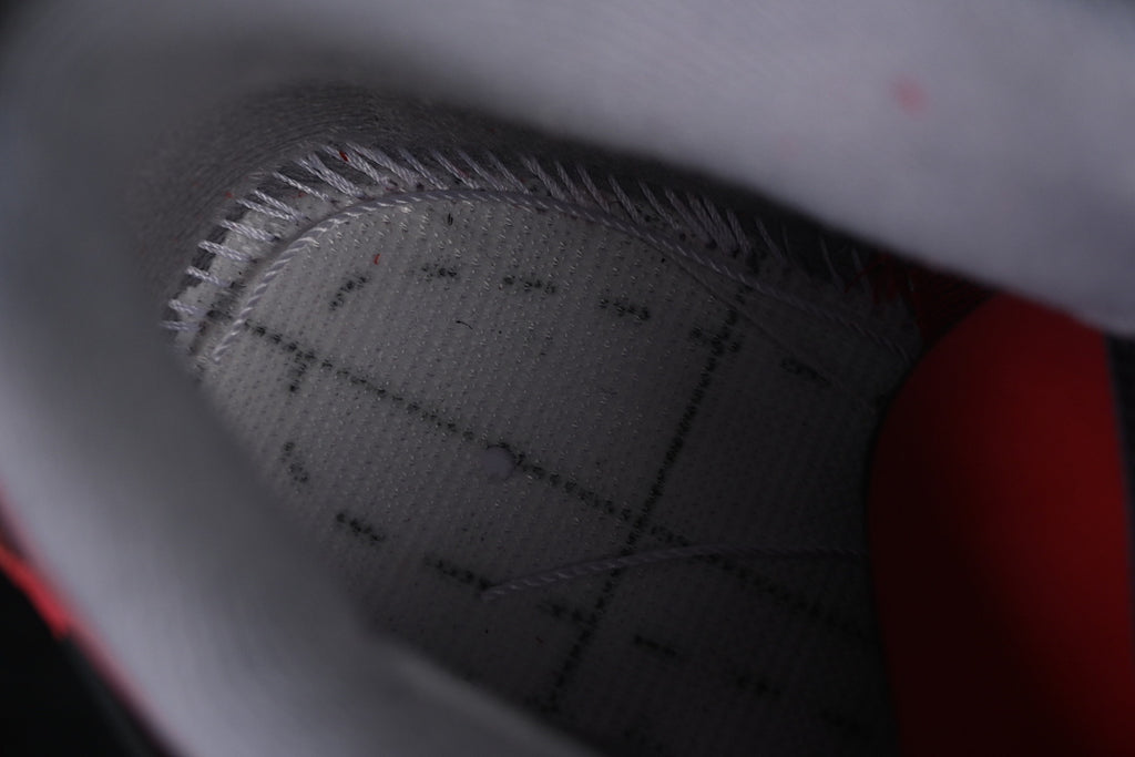 AJ4