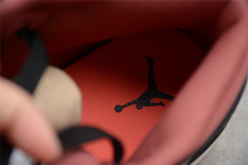 AJ1 Mid