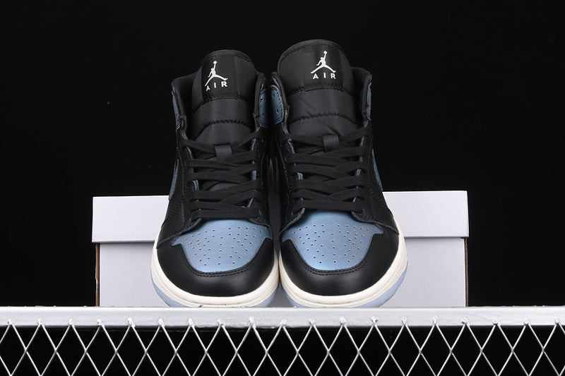 AJ1 Mid