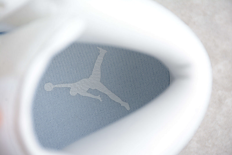 AJ1 Mid