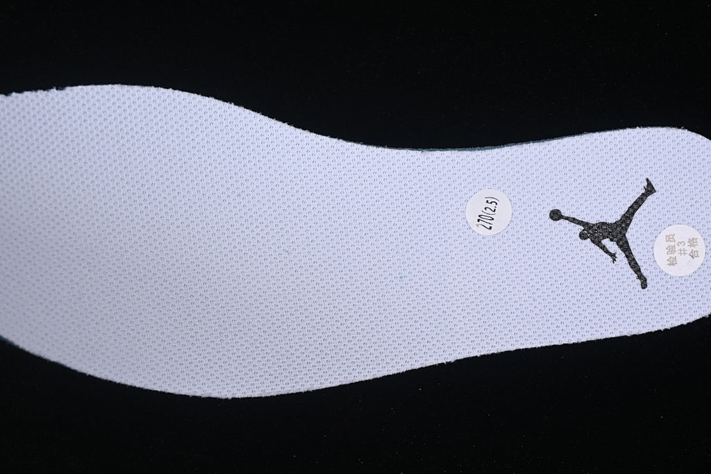 AJ1 Low