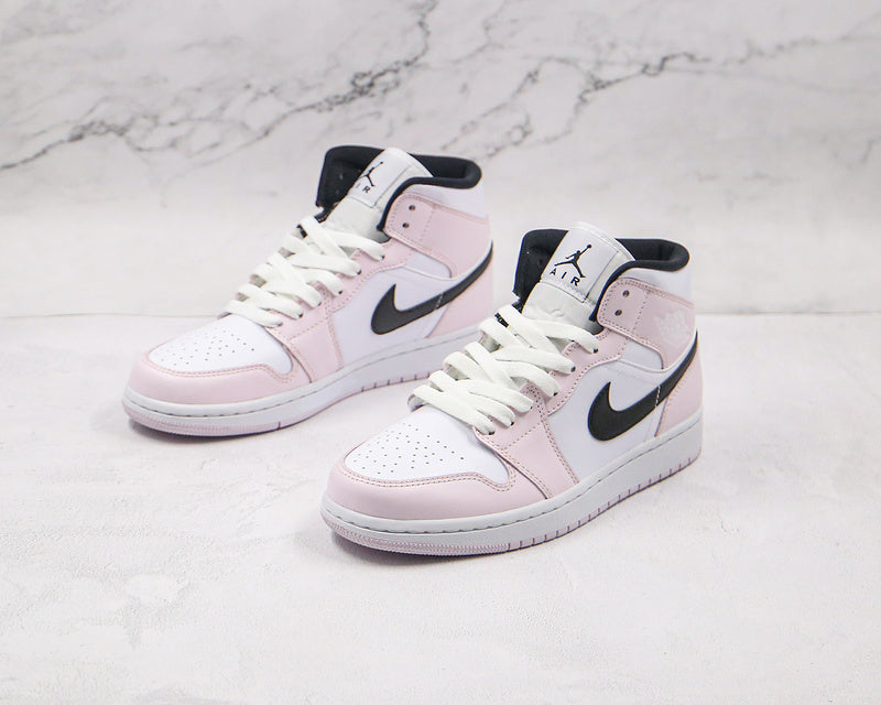 AJ1 Mid