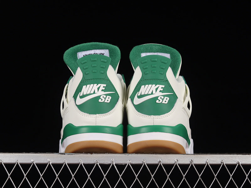 AJ4