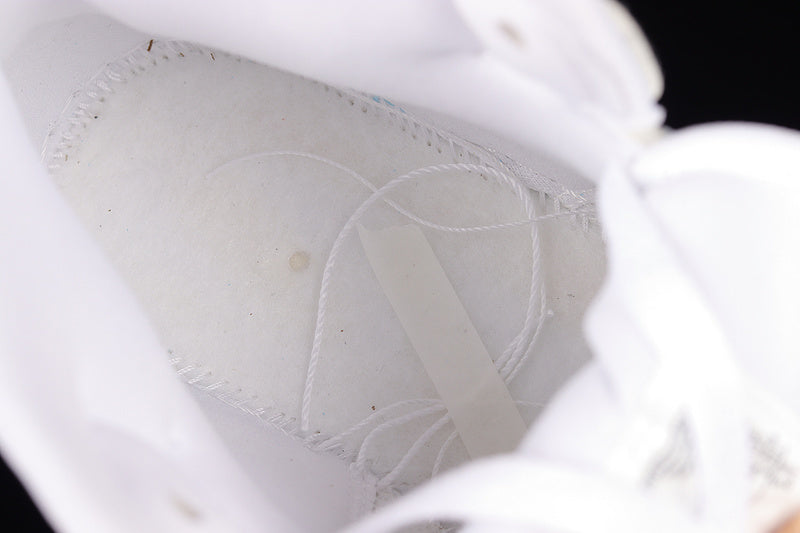 AJ1 Mid