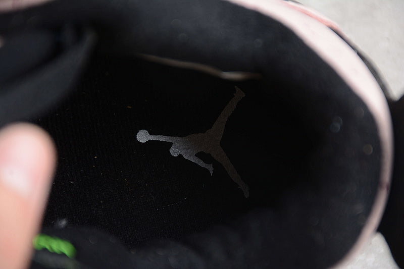 AJ4