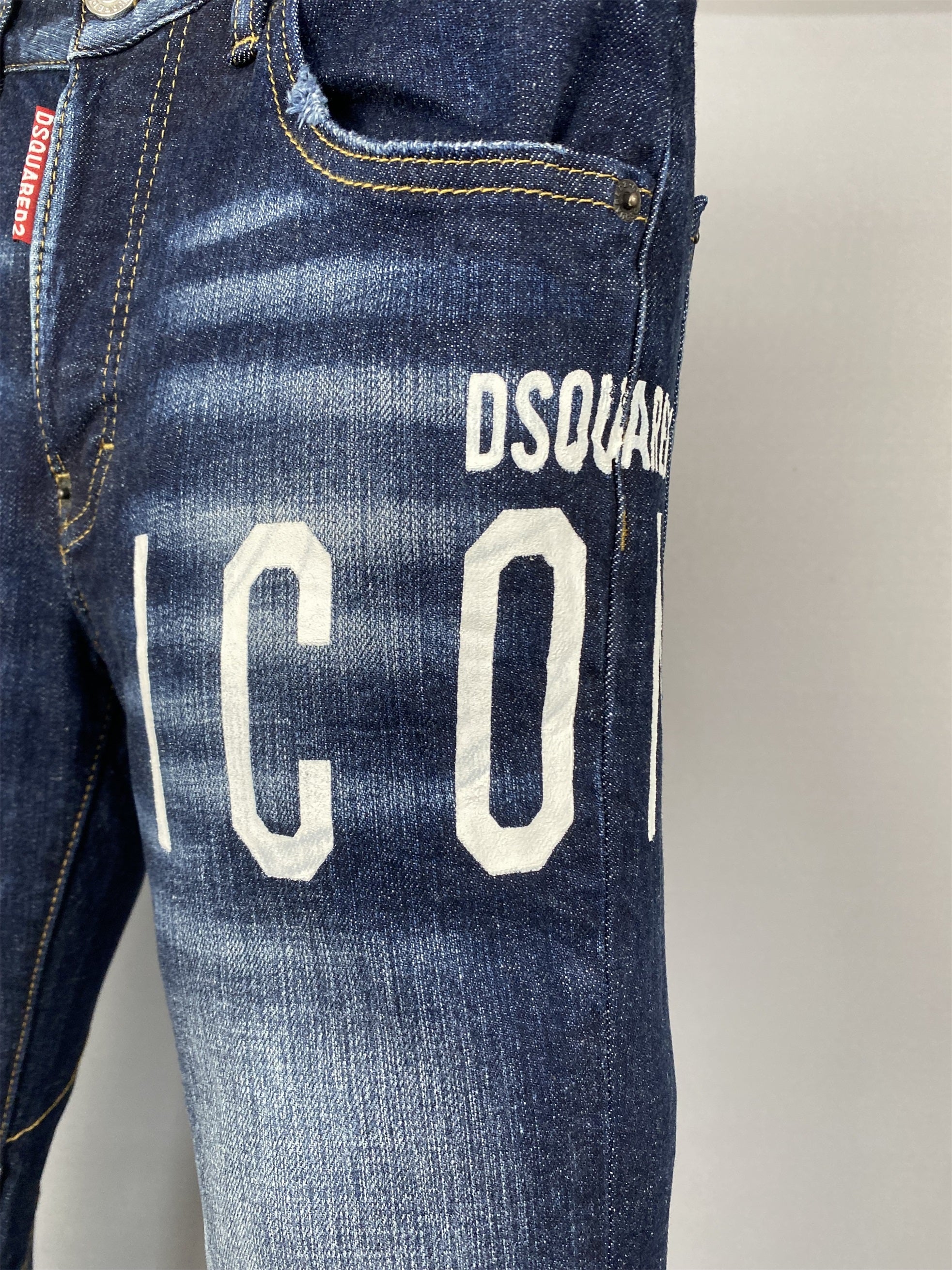 D2 Jeans