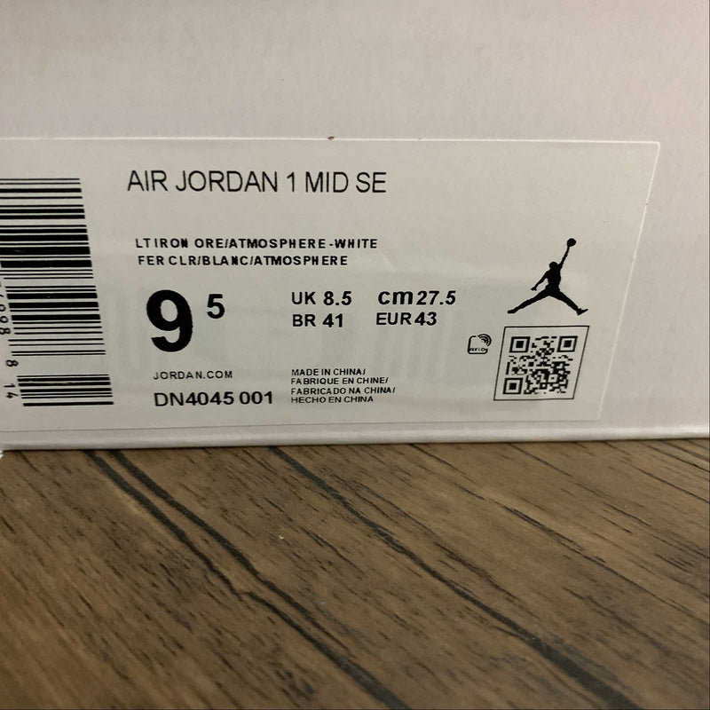 AJ1 Mid