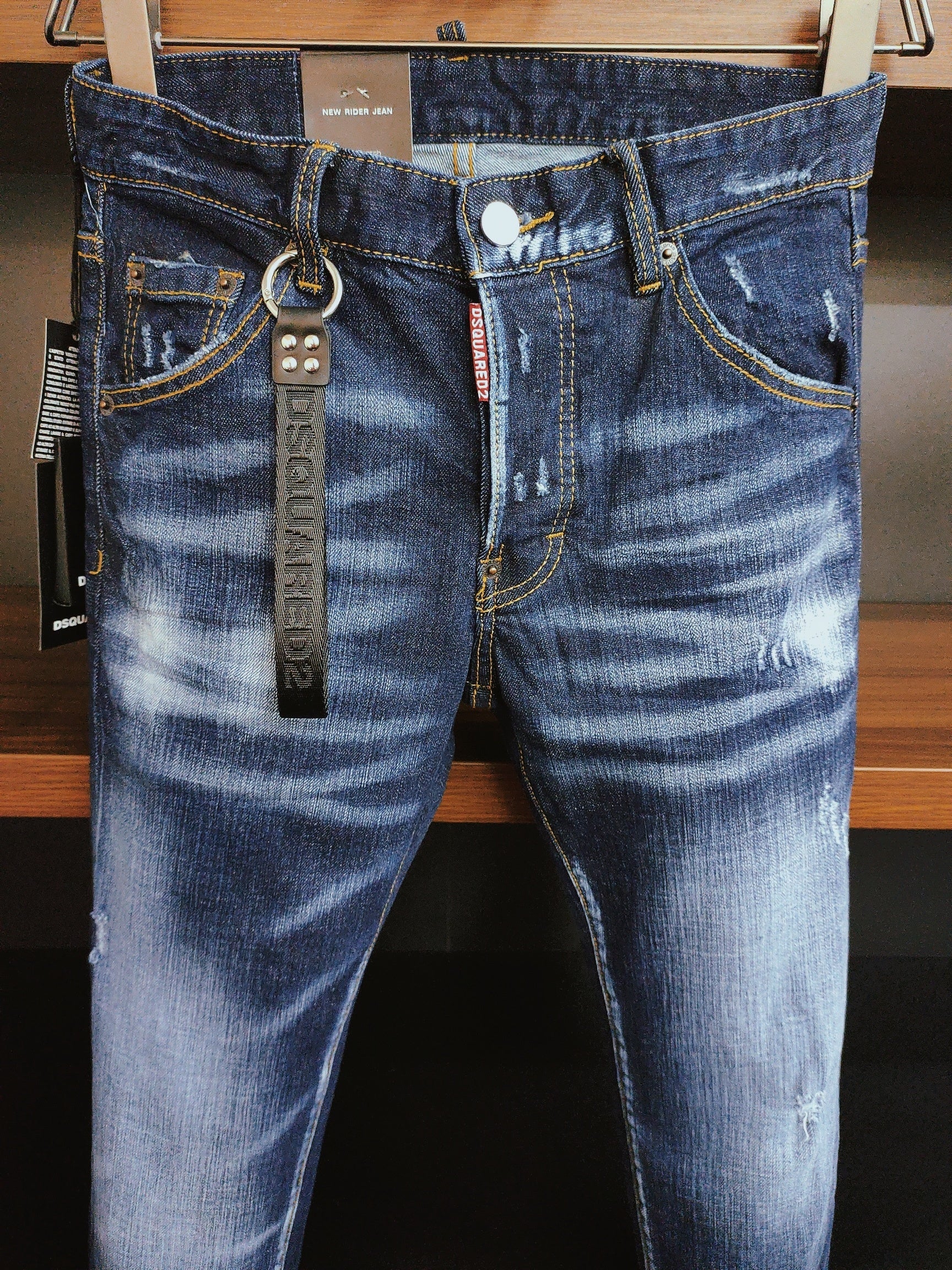 D2 Jeans
