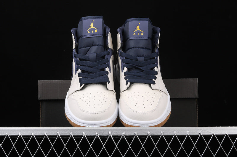 AJ1 Mid