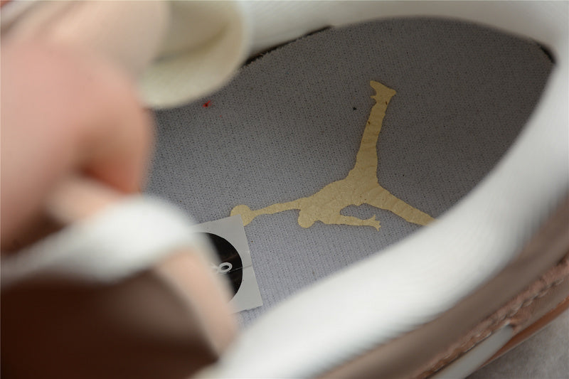 AJ4
