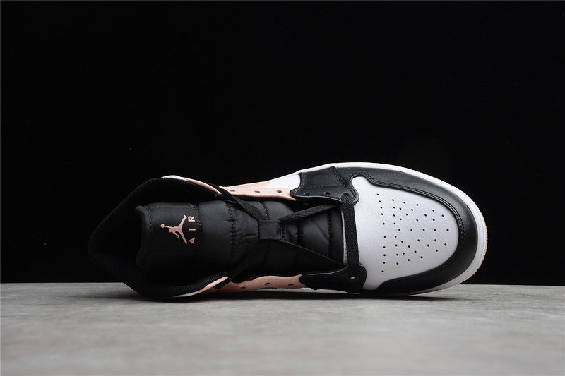 AJ1 Mid