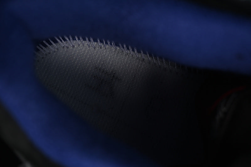 AJ4