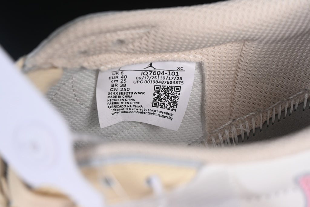 AJ1 Low