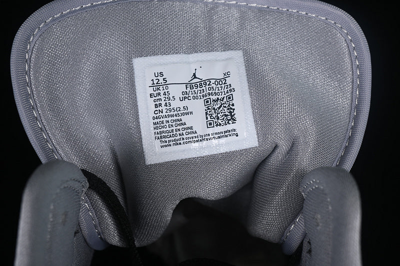 AJ1 Mid