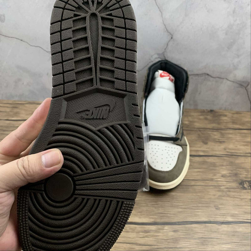 AJ1 High