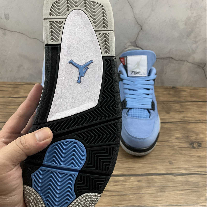 AJ4