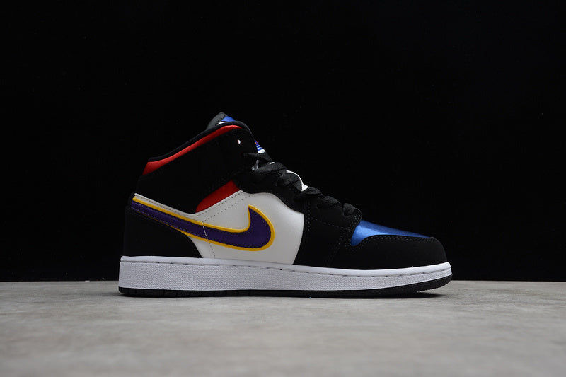 AJ1 Mid