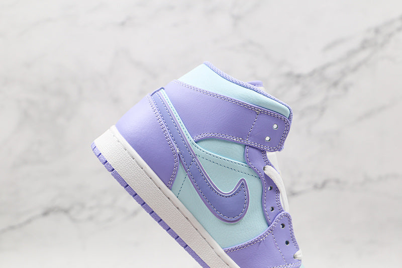 AJ1 Mid
