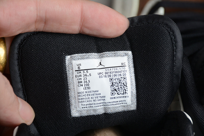AJ1 Mid