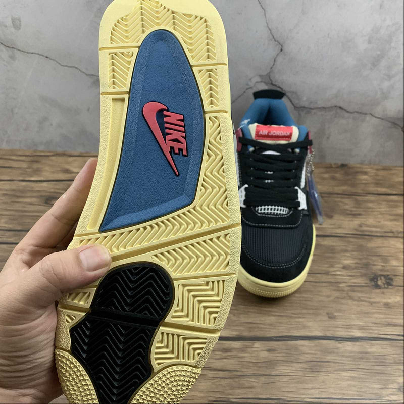 AJ4