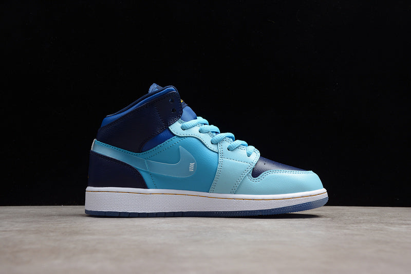 AJ1 Mid