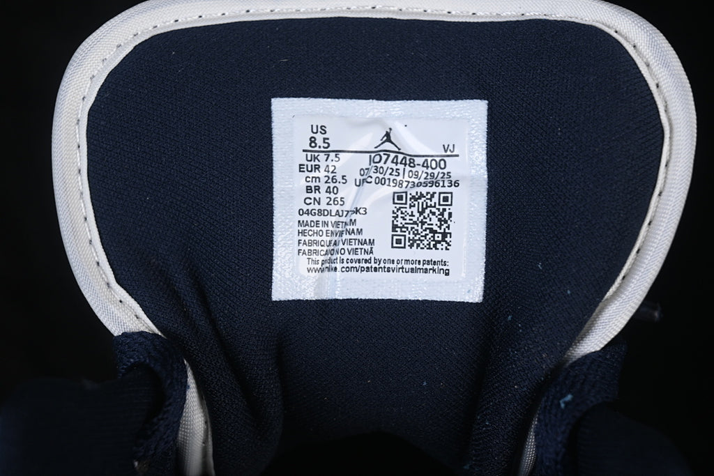 AJ1 Low