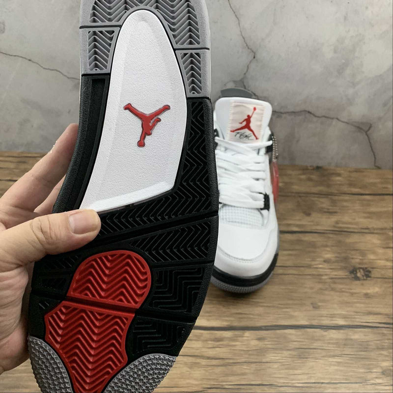 AJ4