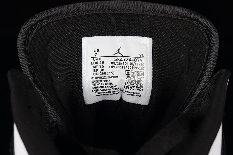 AJ1 Mid